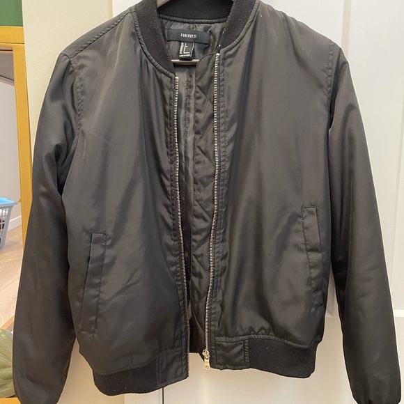 Forever 21 Black Bomber Jacket - Picture 1 of 5